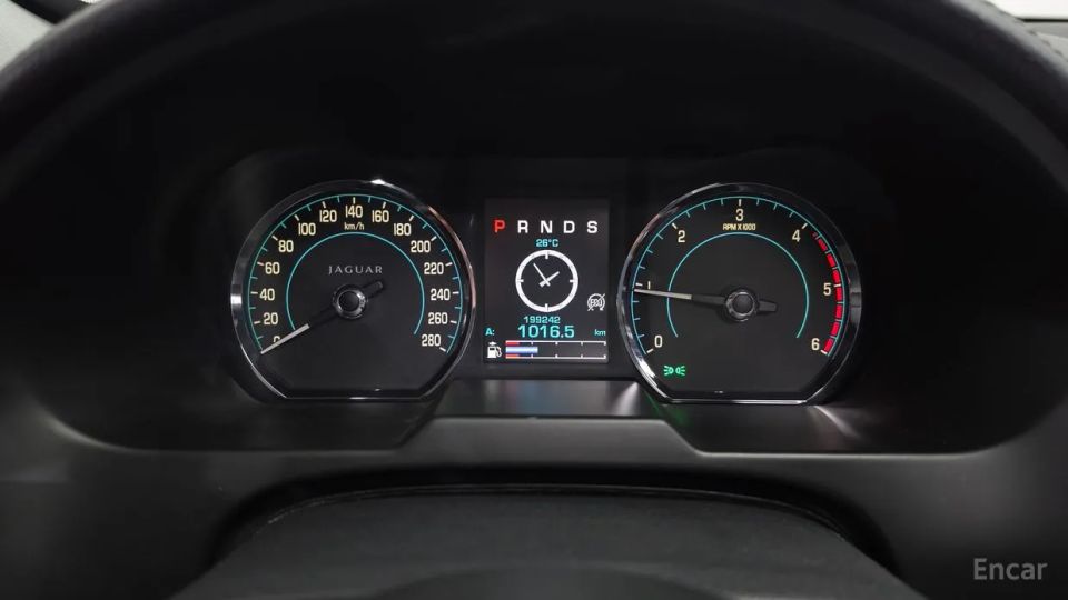 Jaguar xf