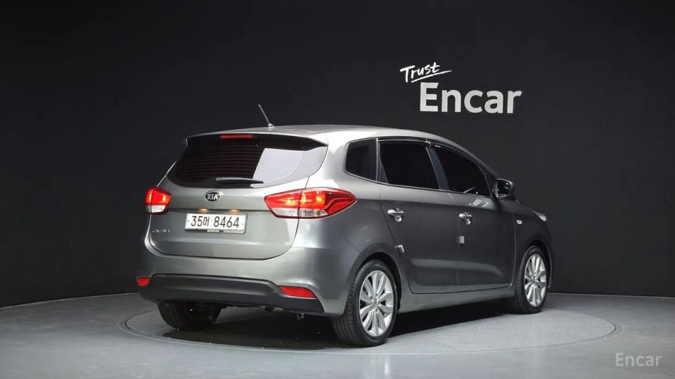Kia Carens