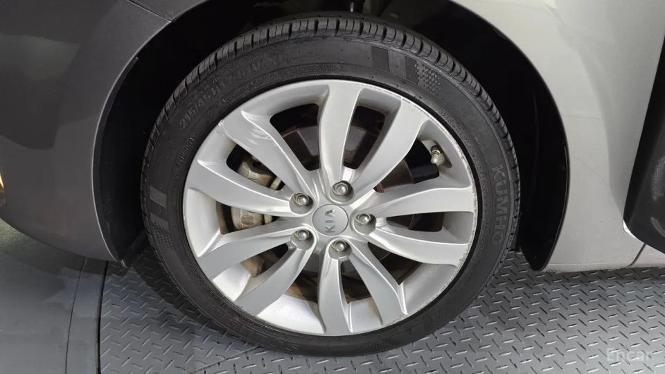 Kia Carens