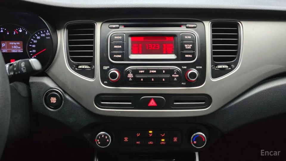 Kia Carens