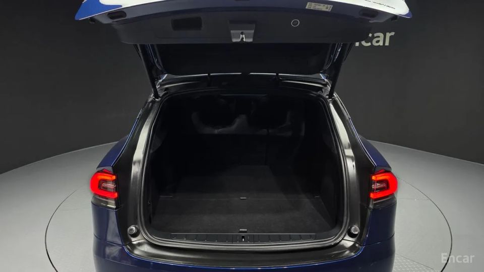 Tesla model-x