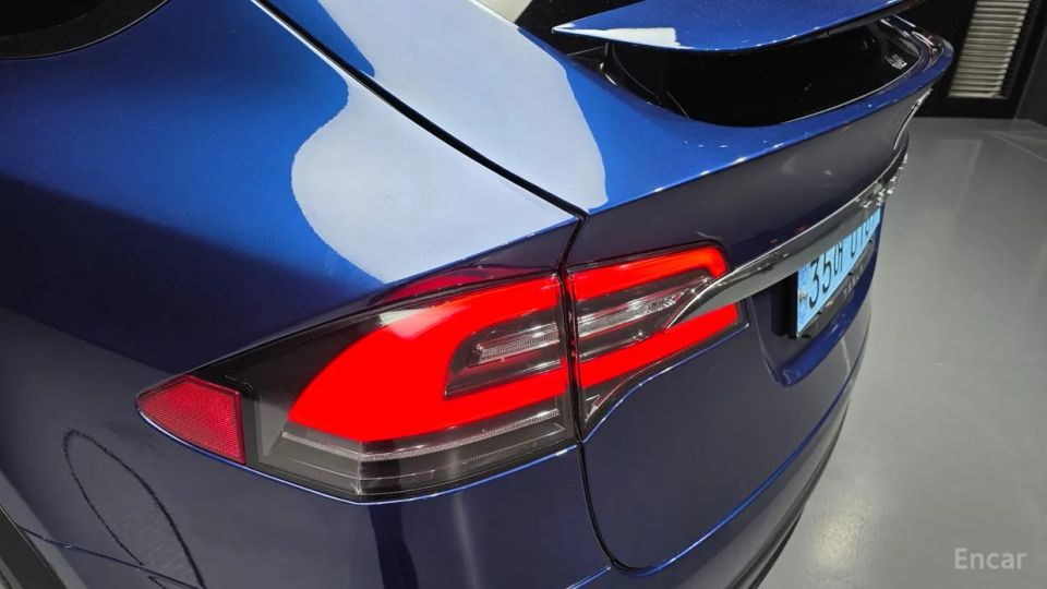Tesla model-x