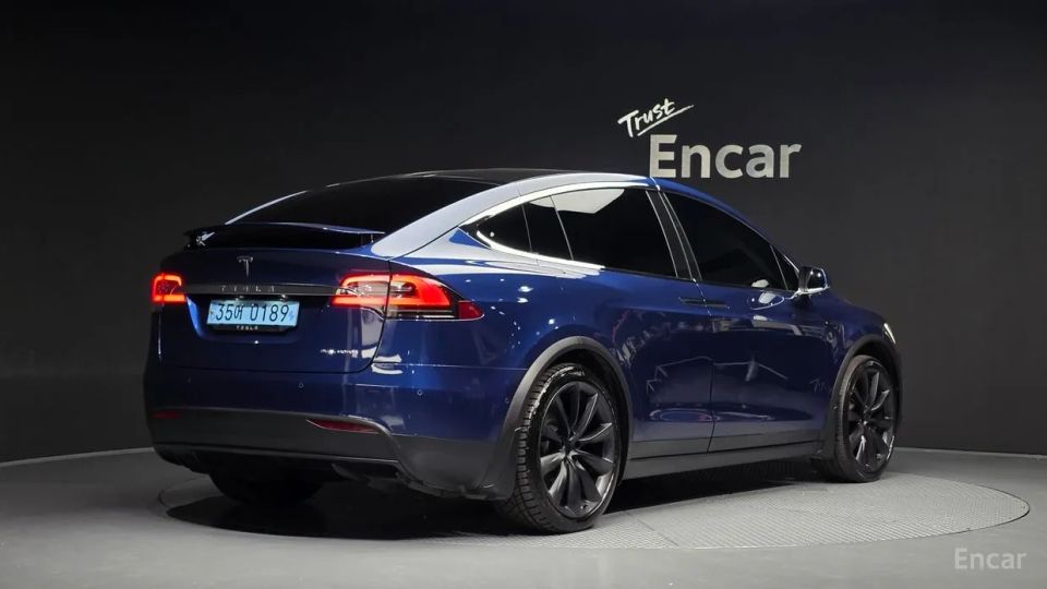 Tesla model-x