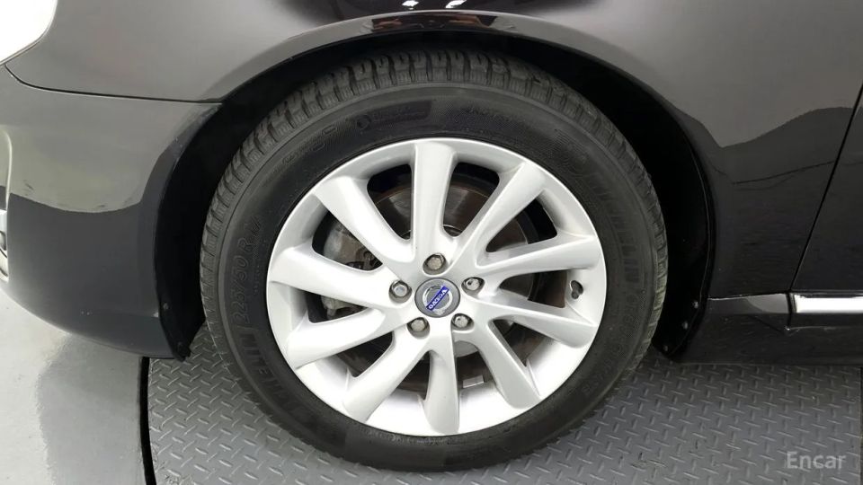 Volvo S80
