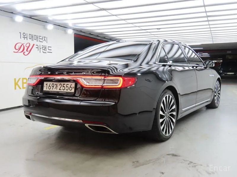 Lincoln Continental