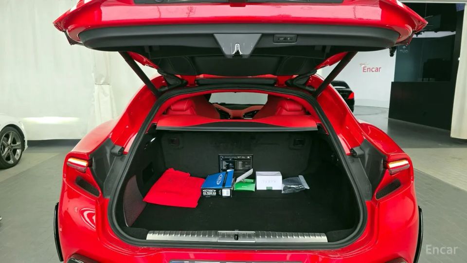 Ferrari Purosangue