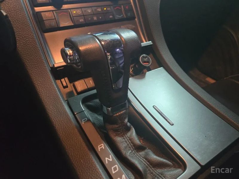 Ford Taurus