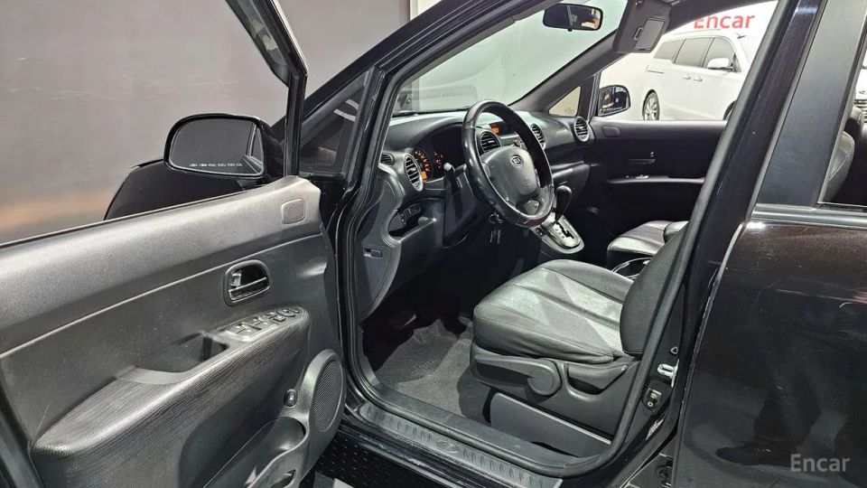 Kia Carens