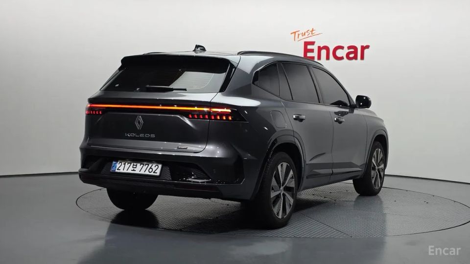Renault-KoreaSamsung Grand Koleos