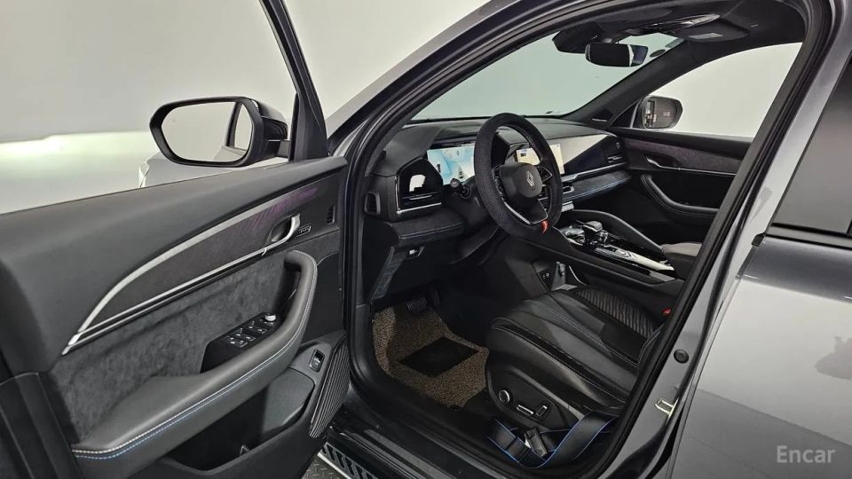 Renault-KoreaSamsung Grand Koleos