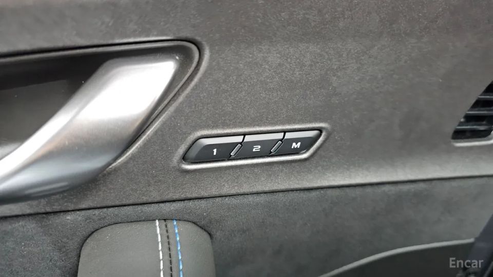 Renault-KoreaSamsung Grand Koleos