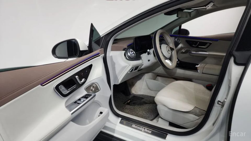 Mercedes-Benz EQE