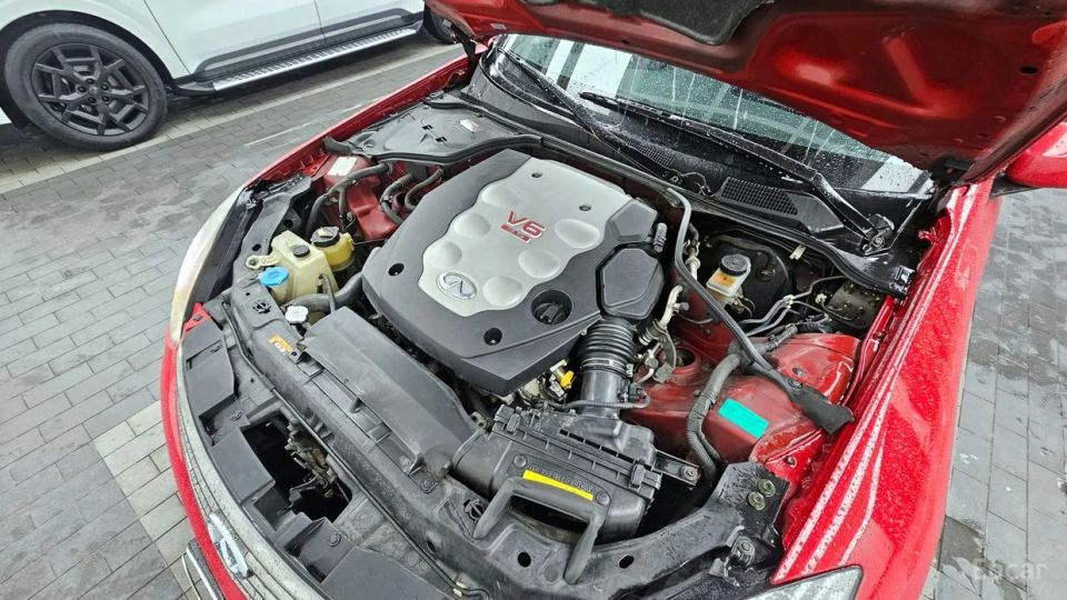 Infiniti G