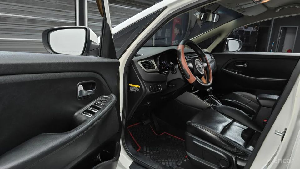Kia Carens