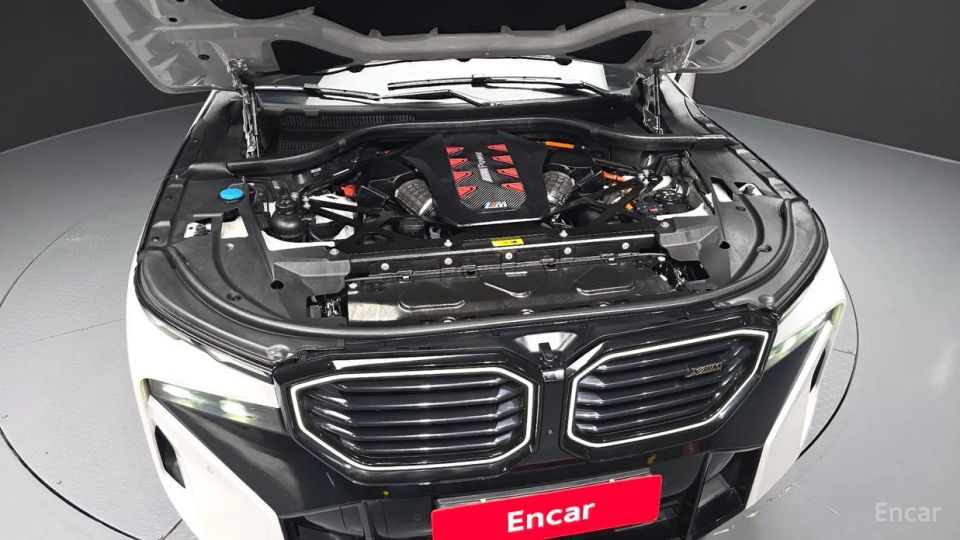 BMW XM