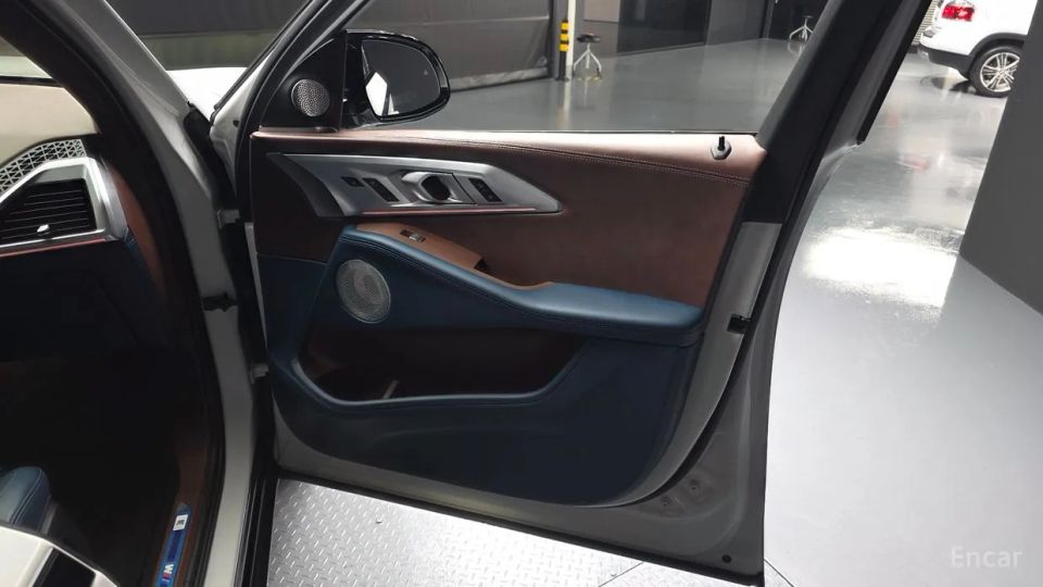 BMW XM