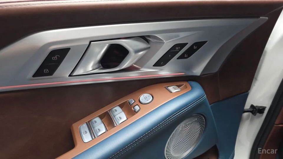 BMW XM