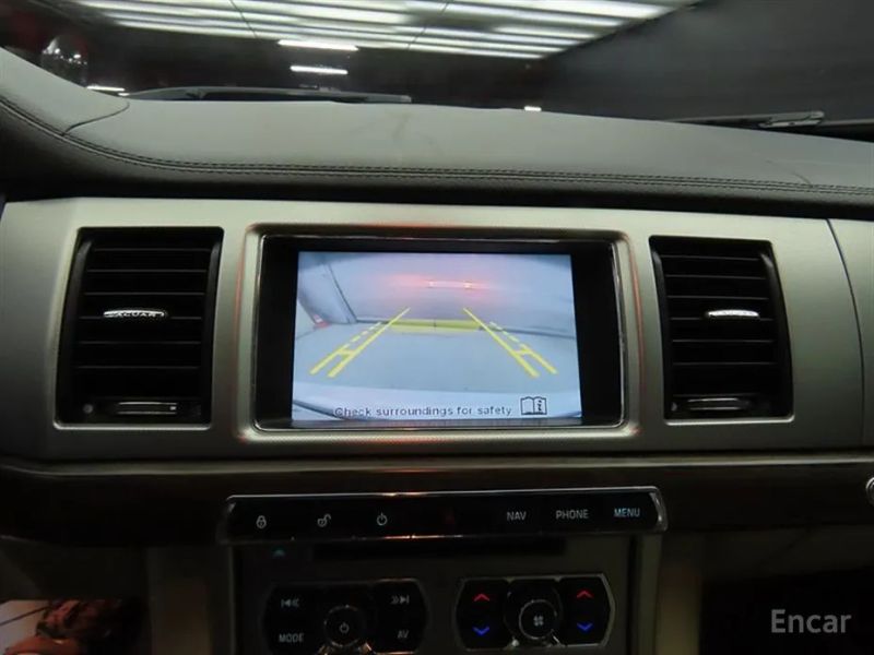 Jaguar xf