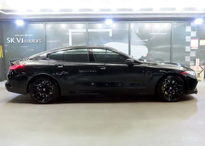 BMW M8