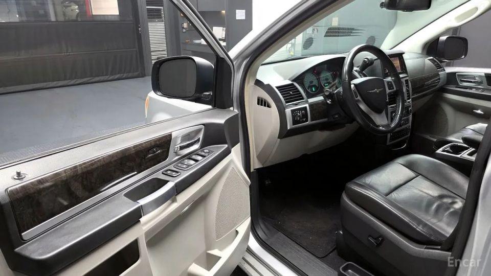 Chrysler Grand Voyager