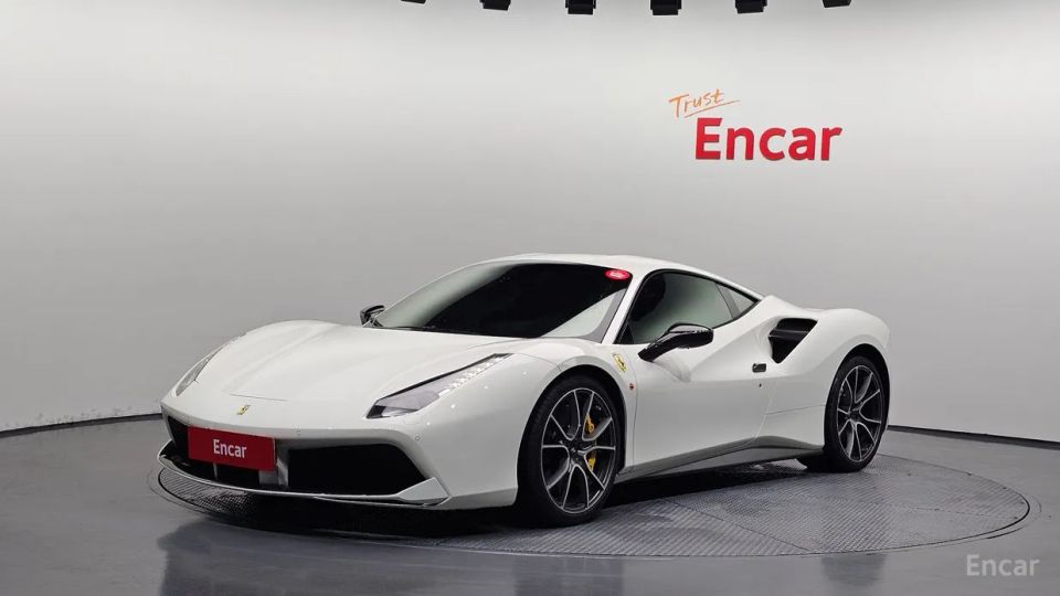 Ferrari 488