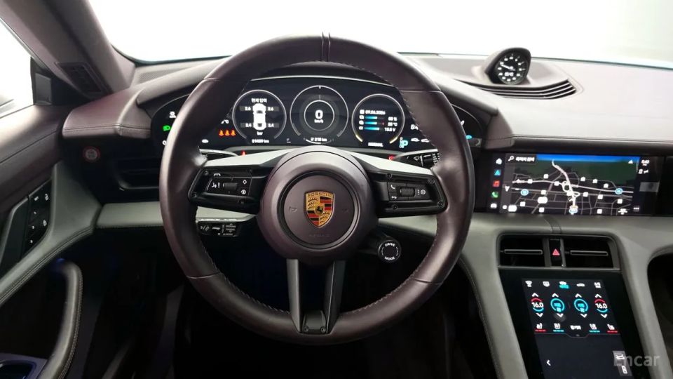 Porsche Taycan