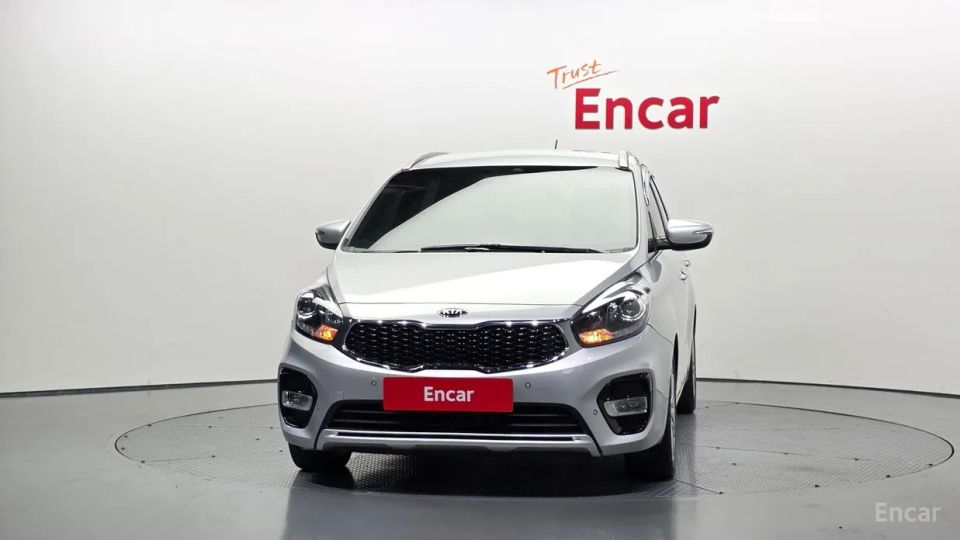 Kia Carens