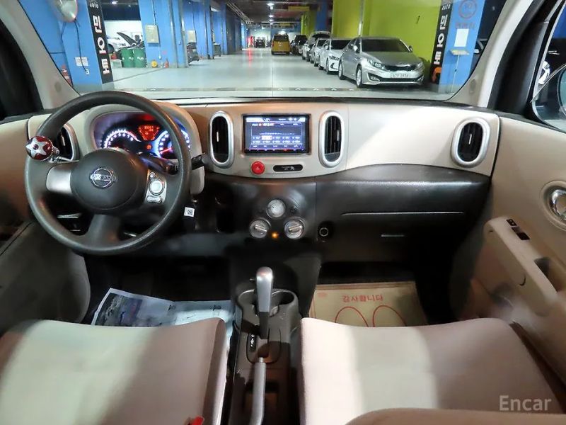 Nissan Cube