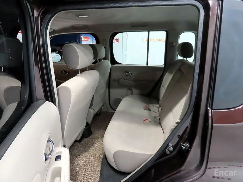 Nissan Cube