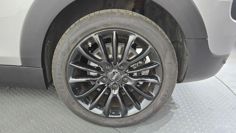 Mini clubman
