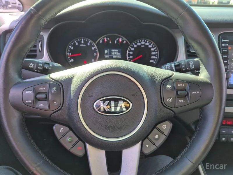 Kia Carens