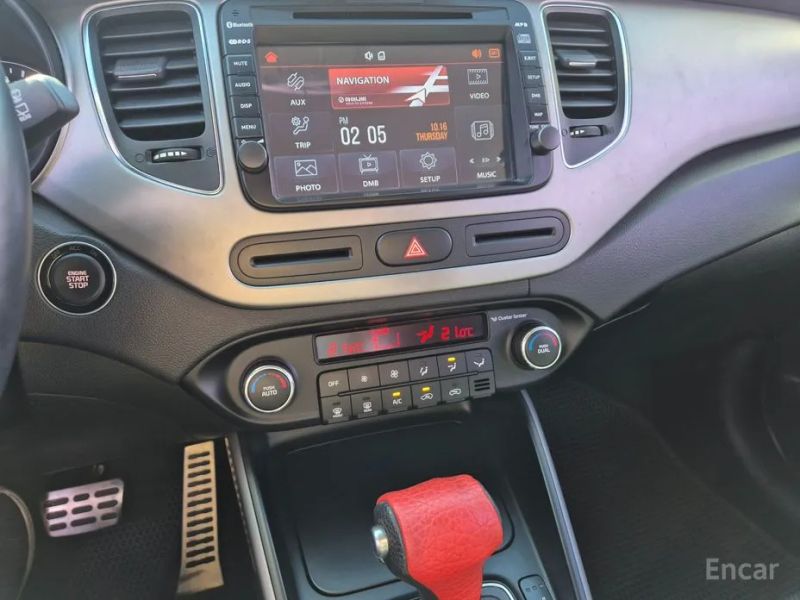 Kia Carens