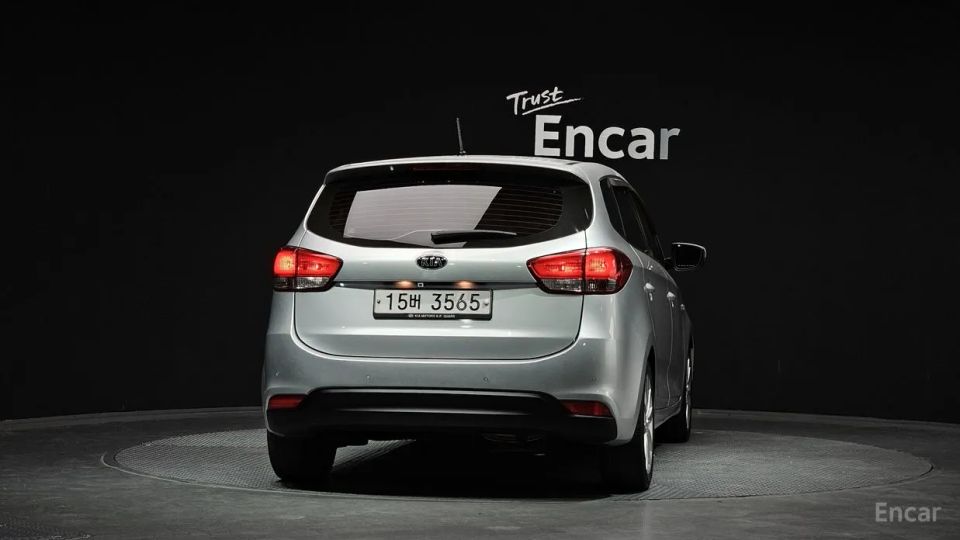Kia Carens