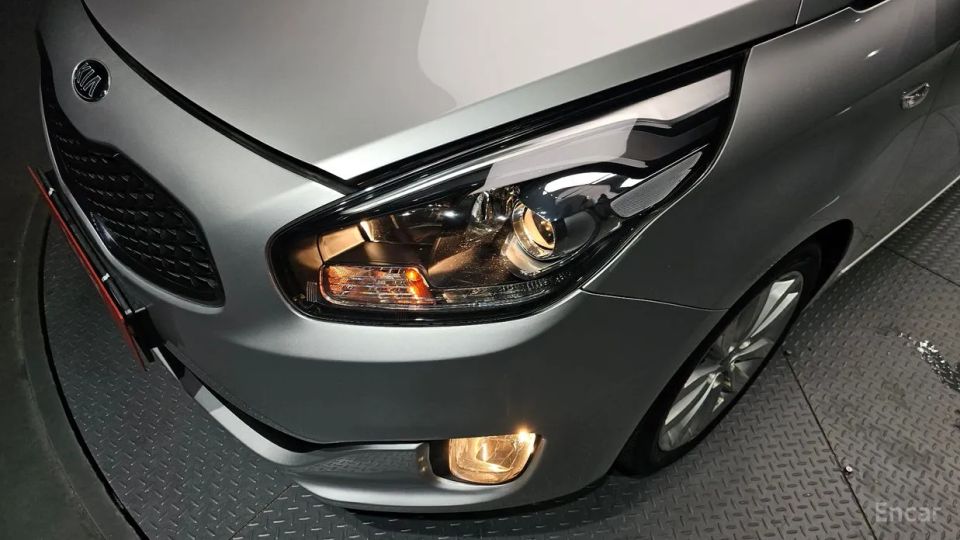 Kia Carens