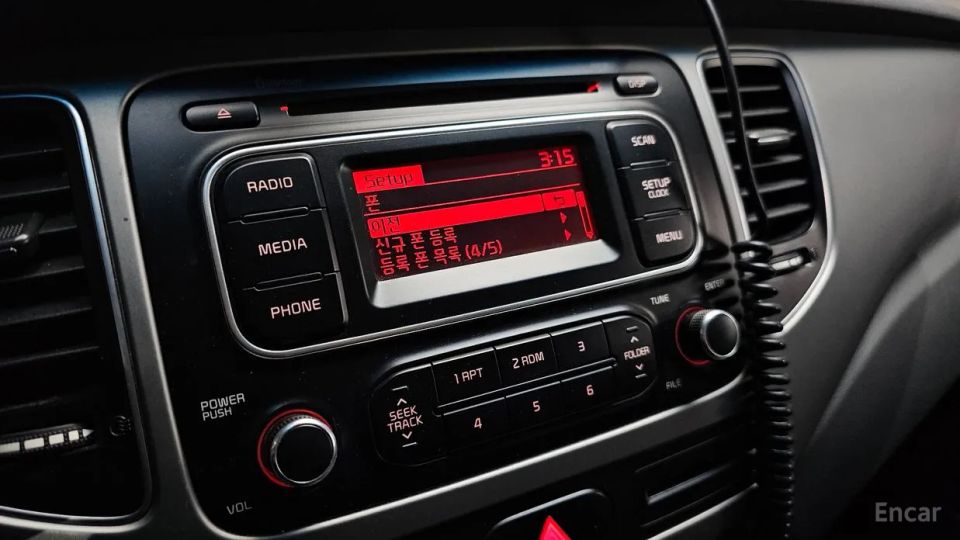 Kia Carens