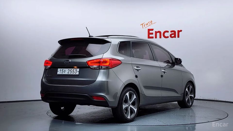 Kia Carens