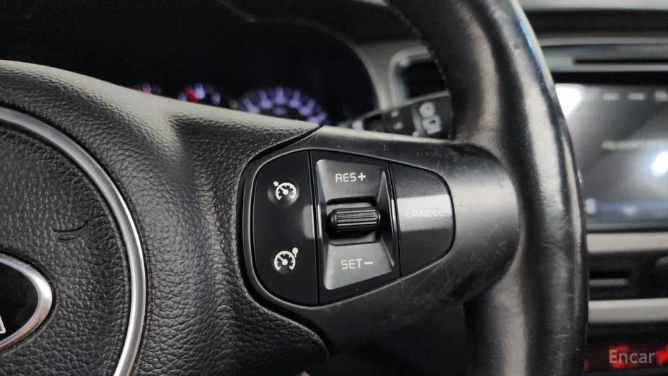Kia Carens
