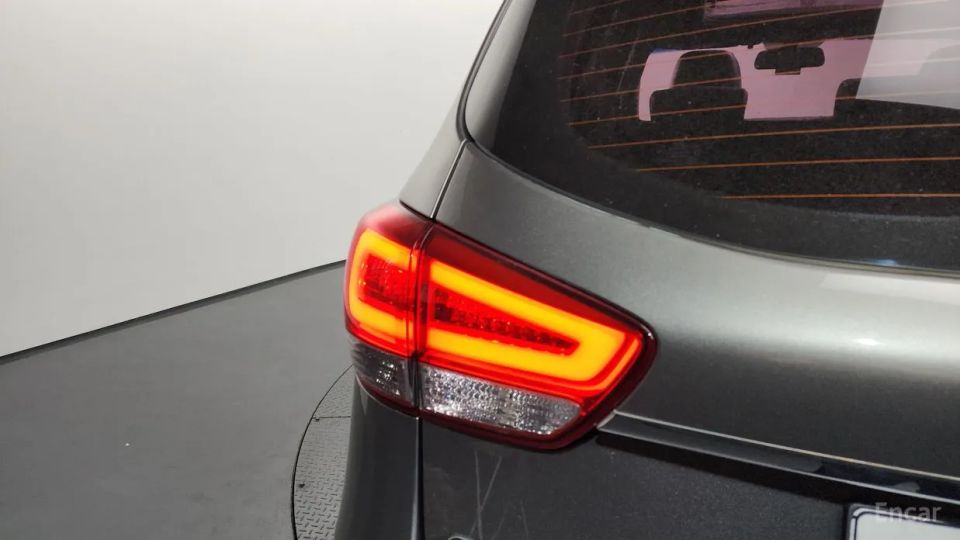 Kia Carens