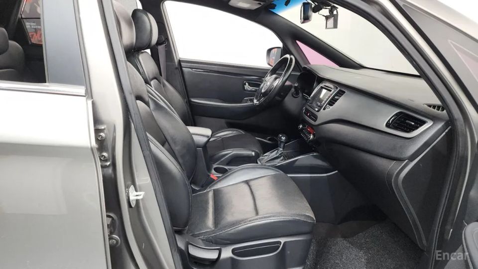 Kia Carens
