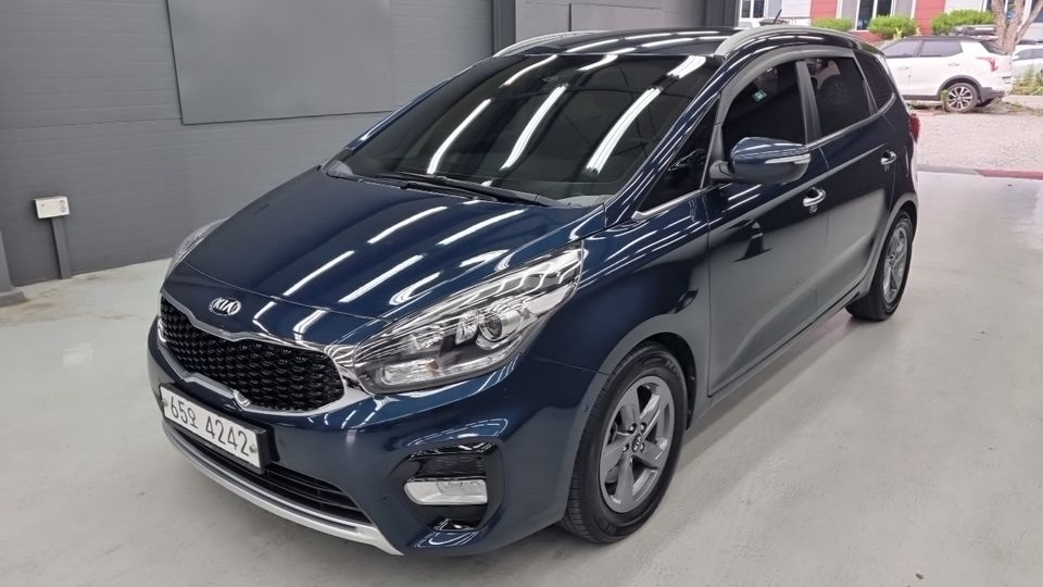 Kia Carens