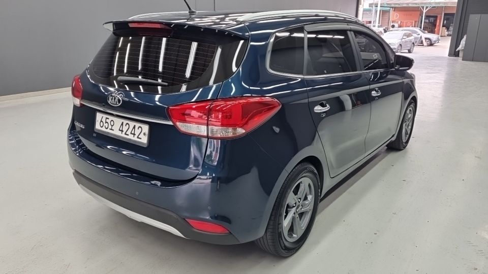Kia Carens