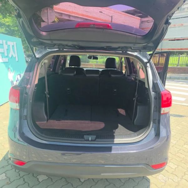 Kia Carens