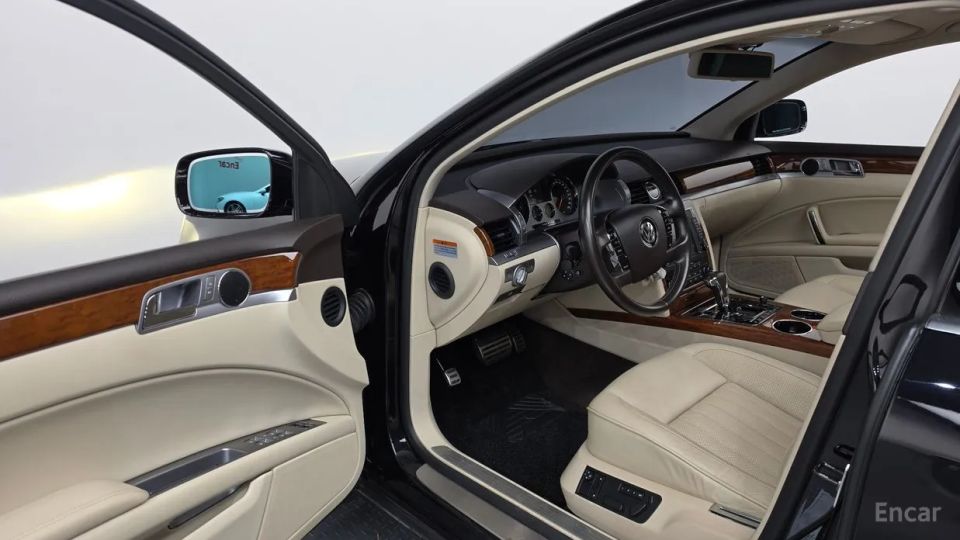 Volkswagen Phaeton
