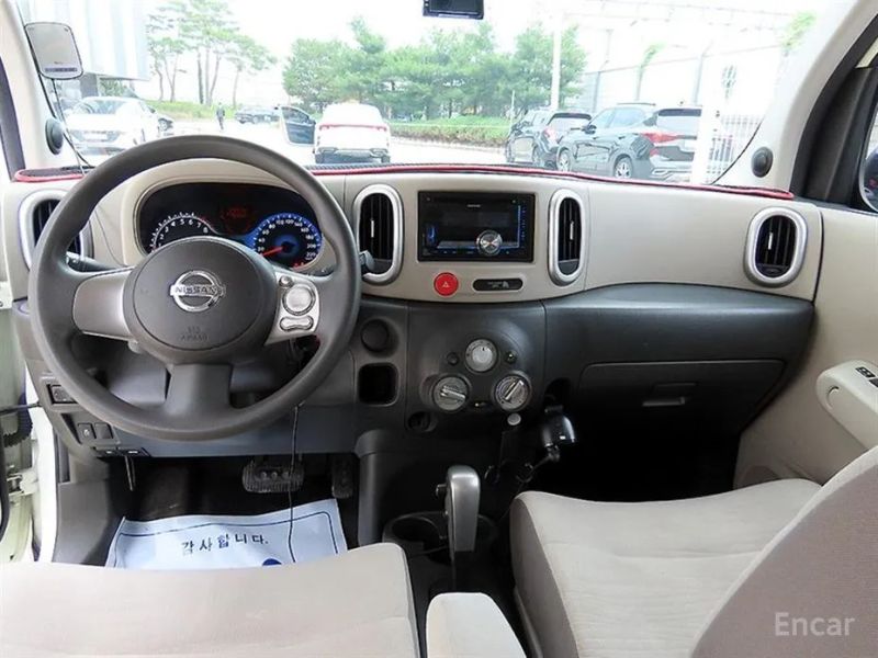 Nissan Cube