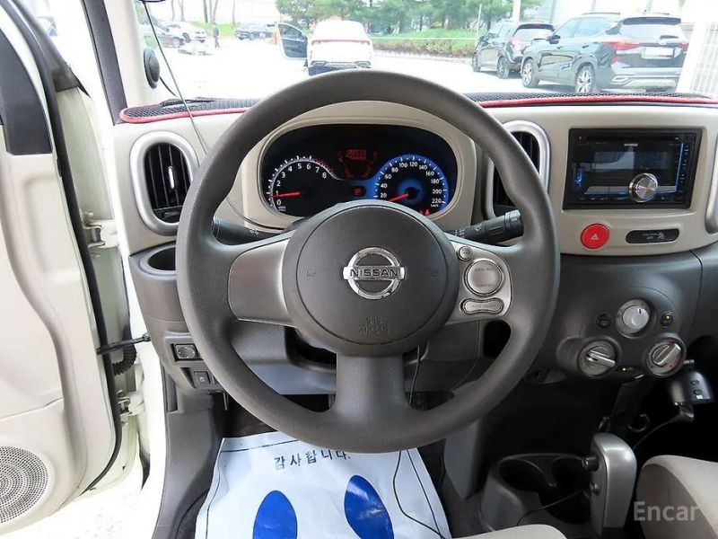 Nissan Cube