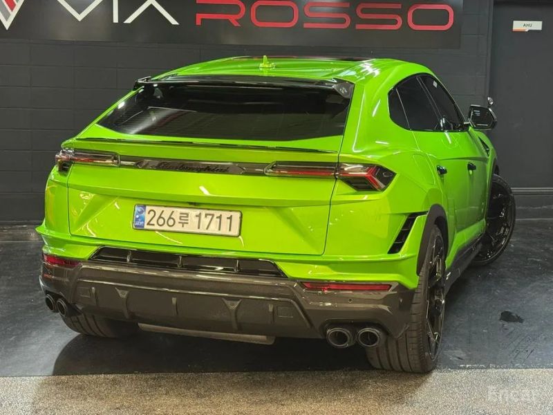 Lamborghini urus