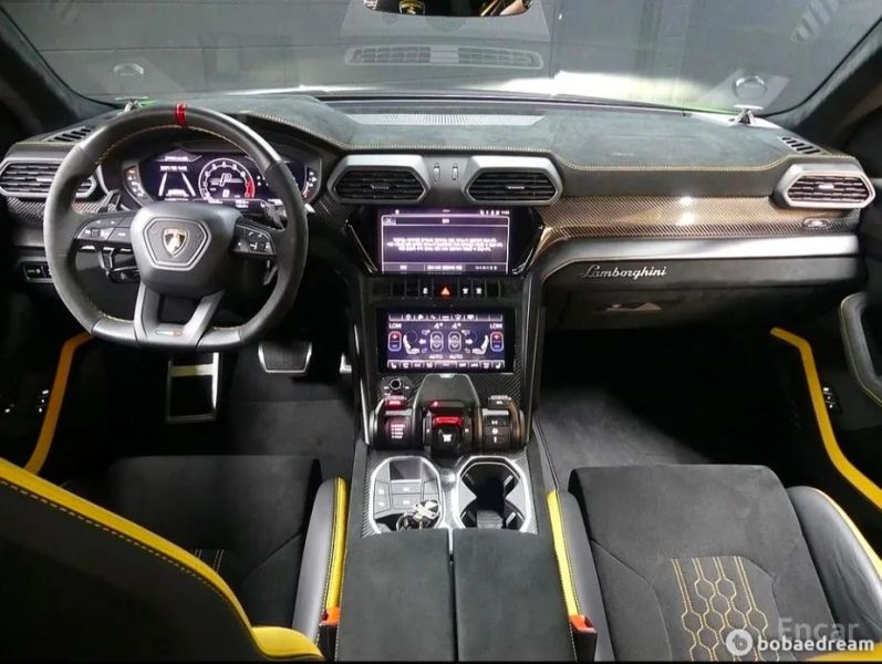 Lamborghini urus