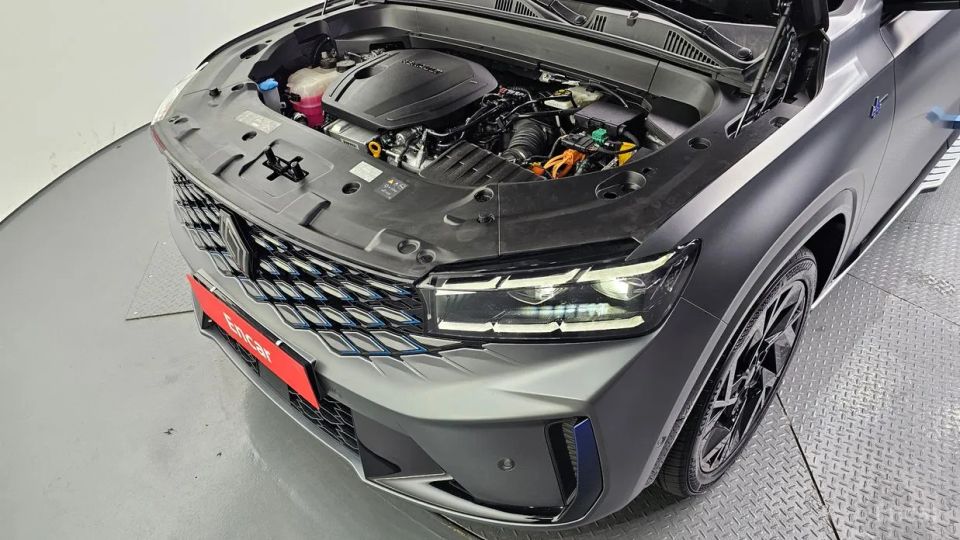 Renault-KoreaSamsung Grand Koleos