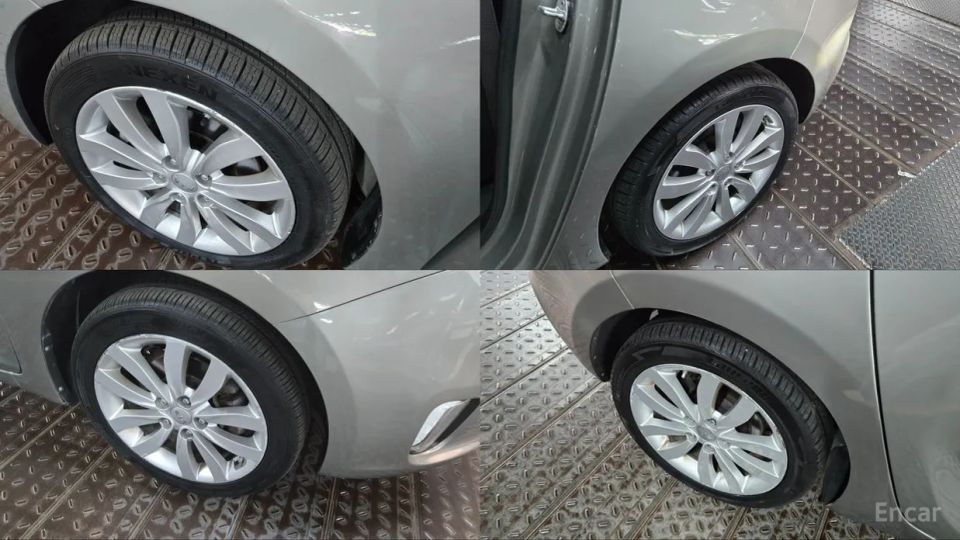 Kia Carens
