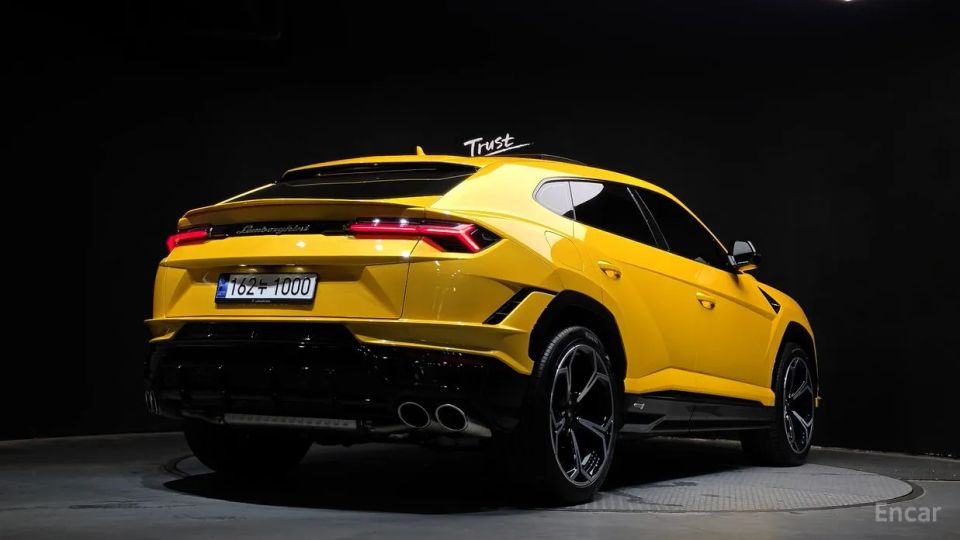 Lamborghini urus